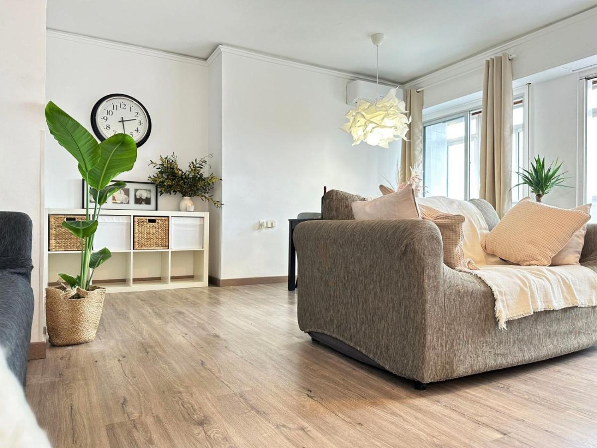 Your Sunny & Spacious Portview Home Valencia Luaran gambar